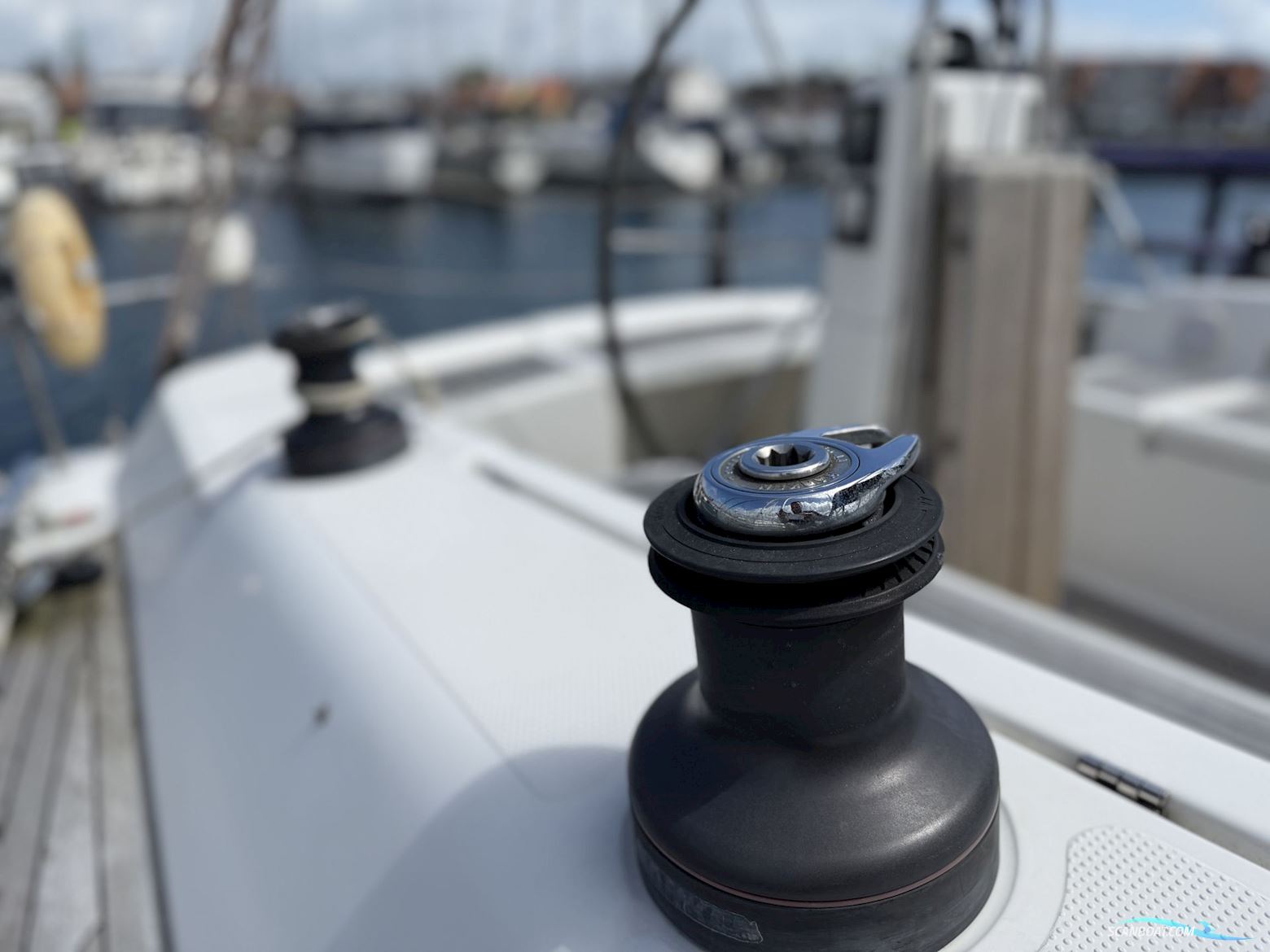Hanse 370e