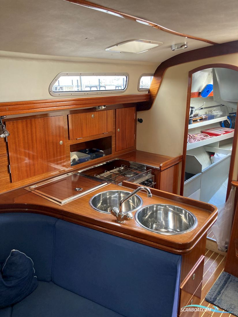 Hanse 371