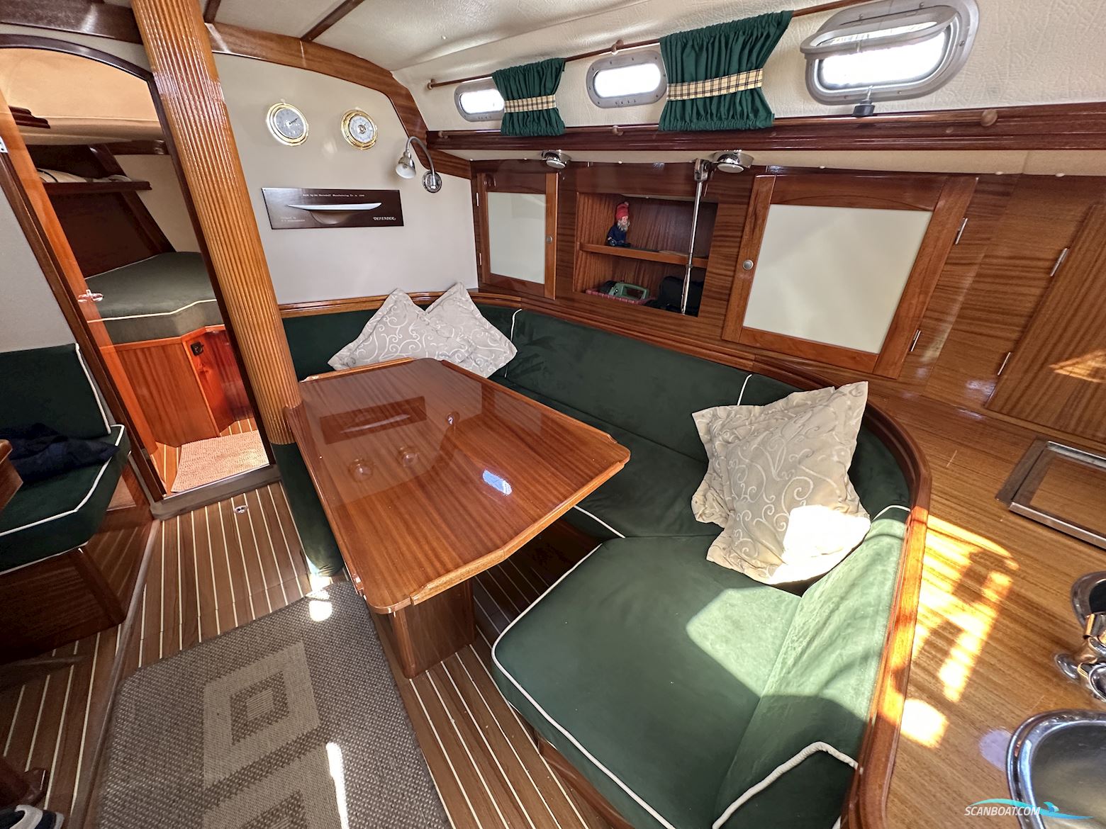 Hanse 371