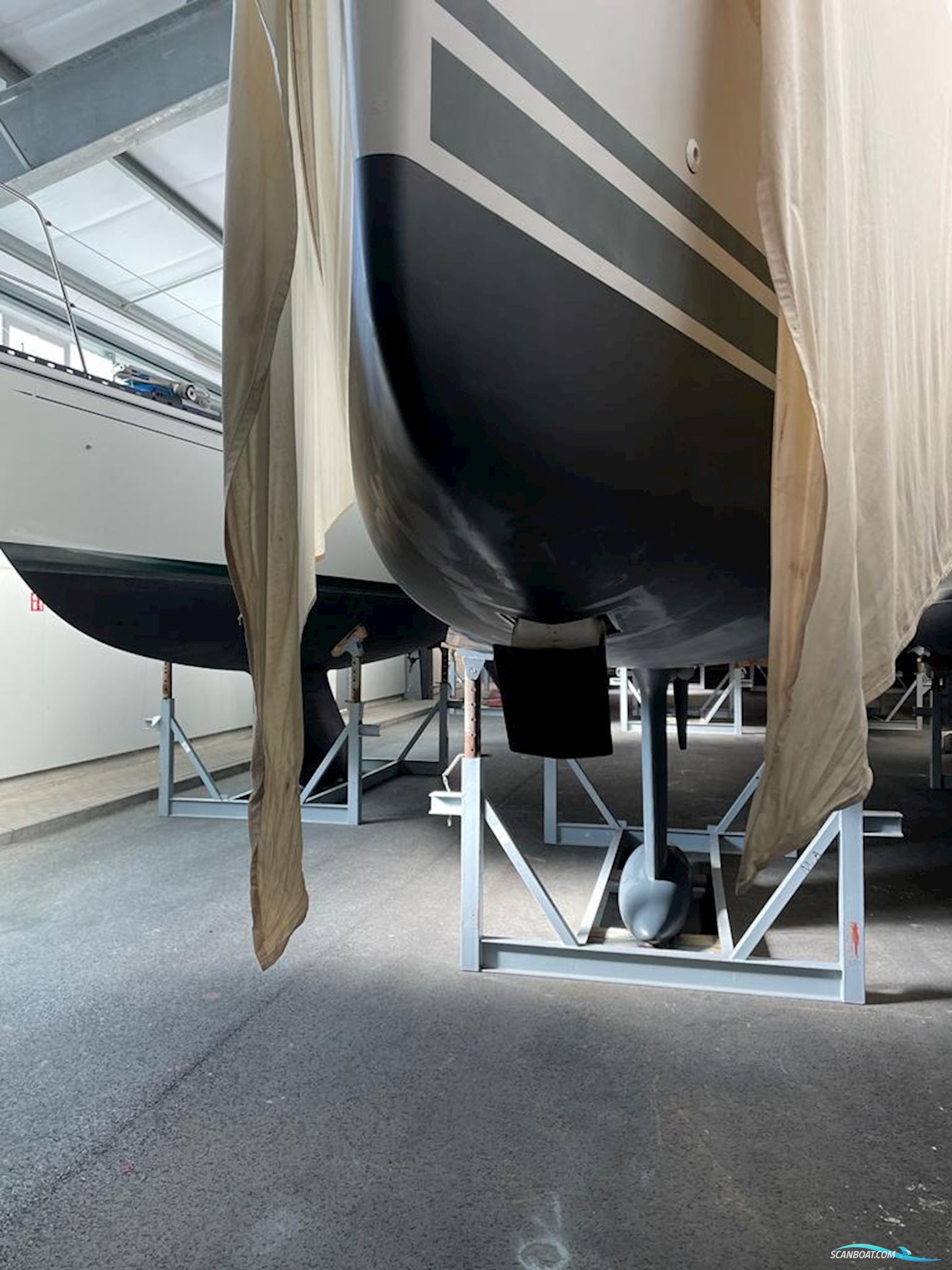 Hanse 385