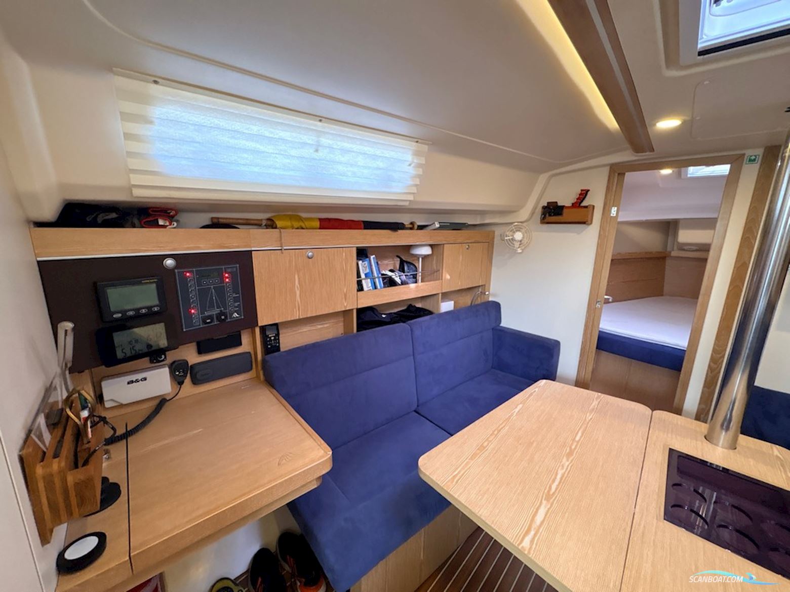 Hanse 385