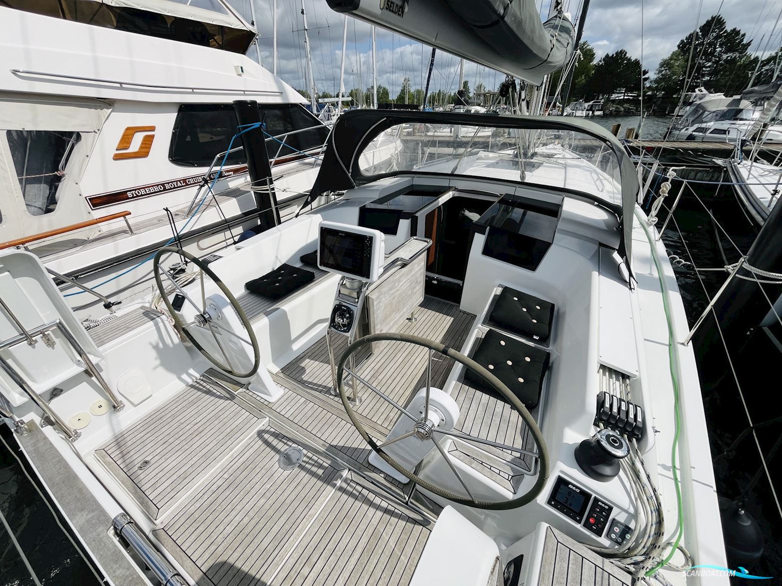 Hanse 388