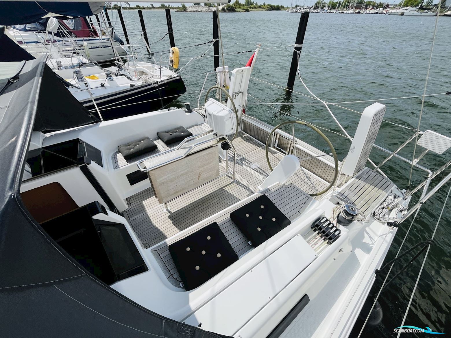 Hanse 388