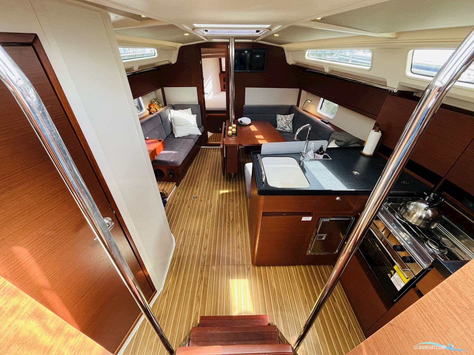 Hanse 388
