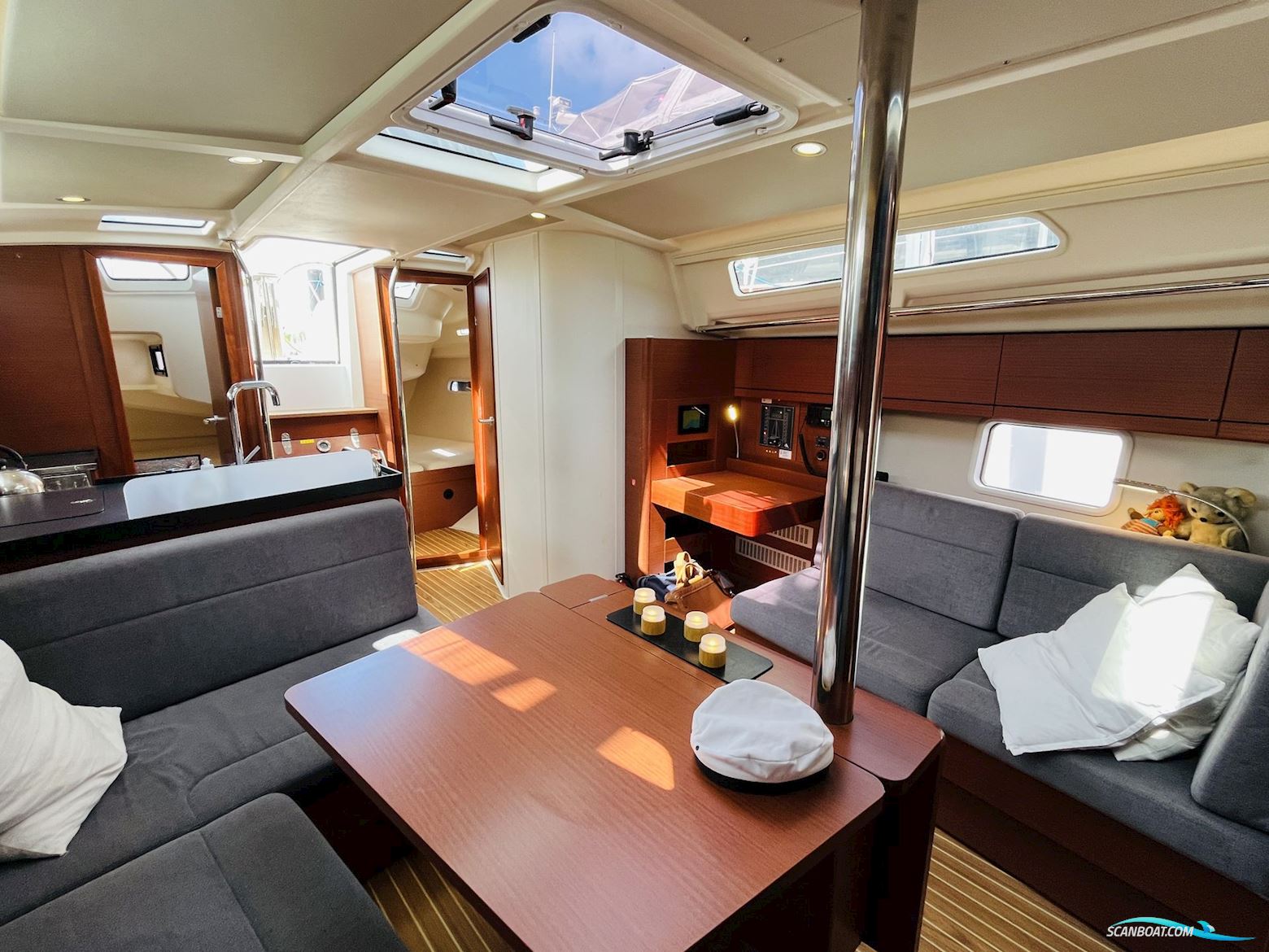 Hanse 388