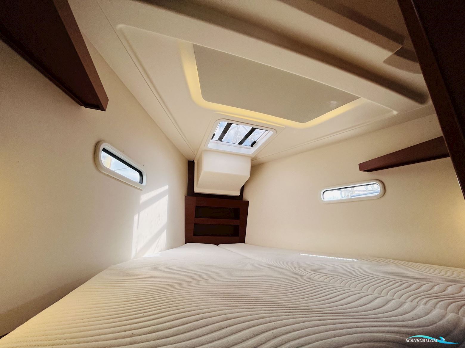 Hanse 388