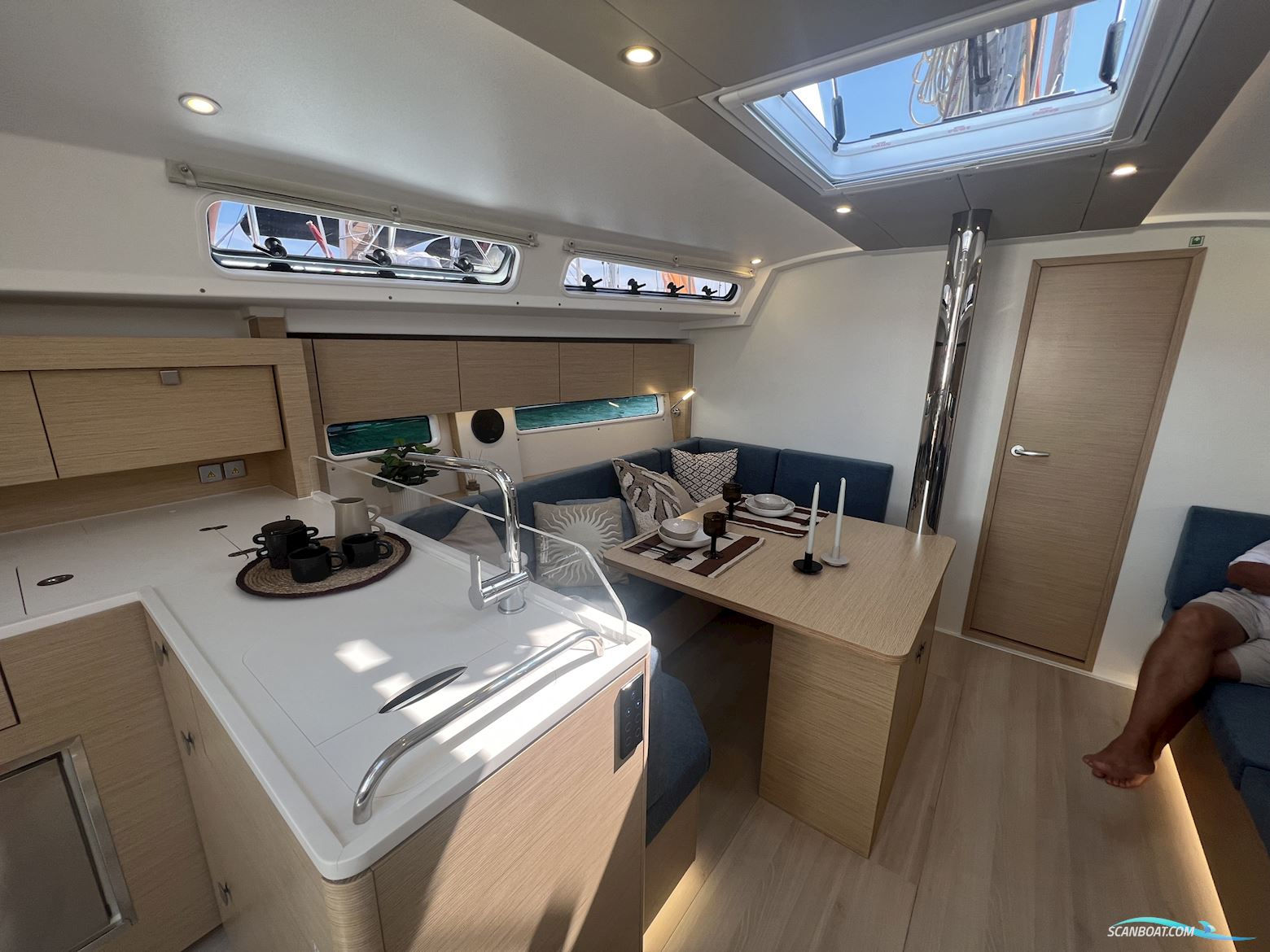 Hanse 410 Neu Auf Bestellung, Segelklar zu Wasser Inkl. Primer & Antif