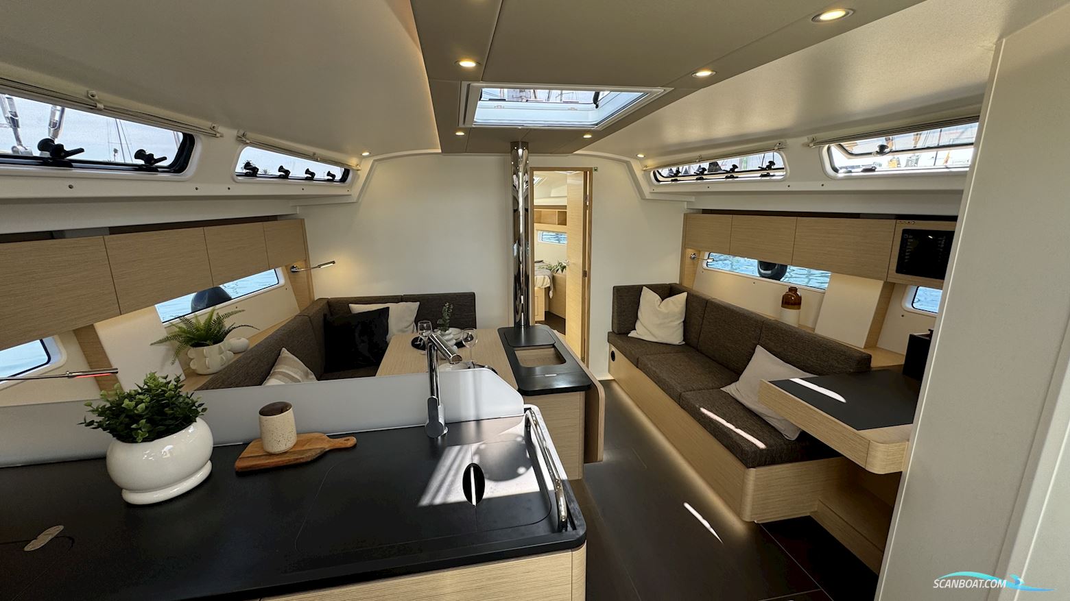 Hanse 410 NEU m. vielen Extras, frei anpassbar