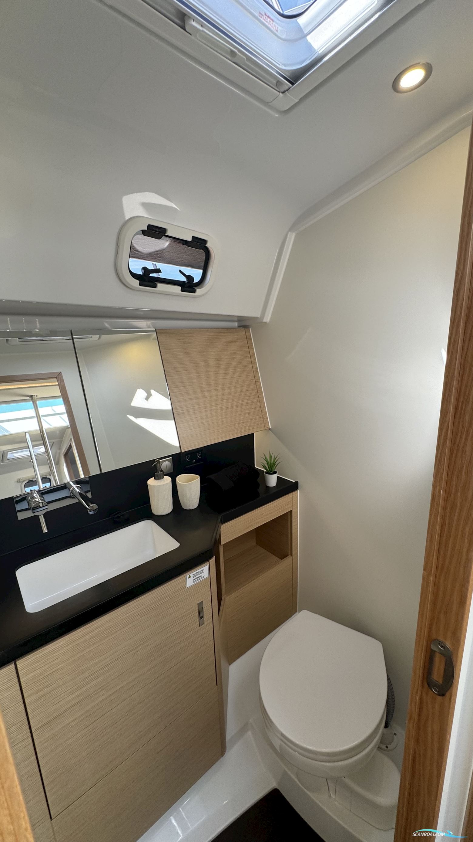 Hanse 410 NEU m. vielen Extras, frei anpassbar