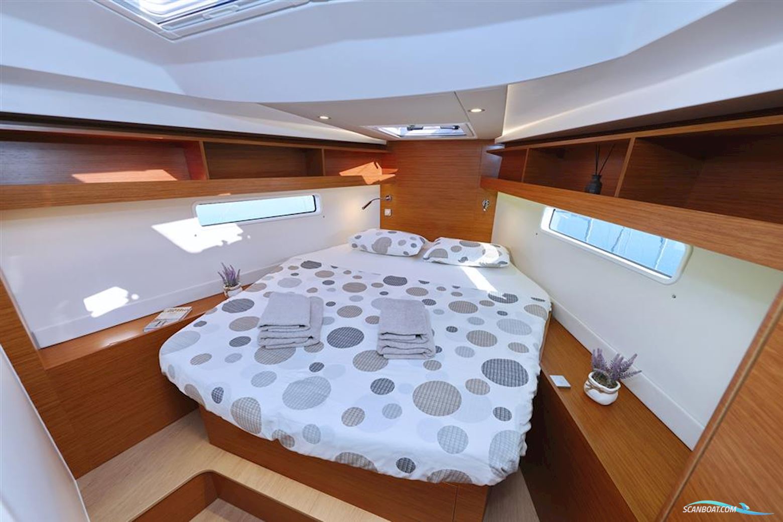 Hanse 410