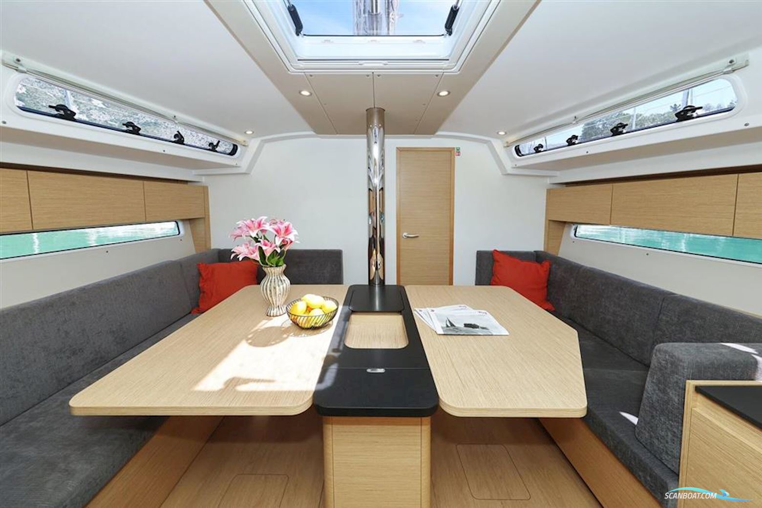 Hanse 410