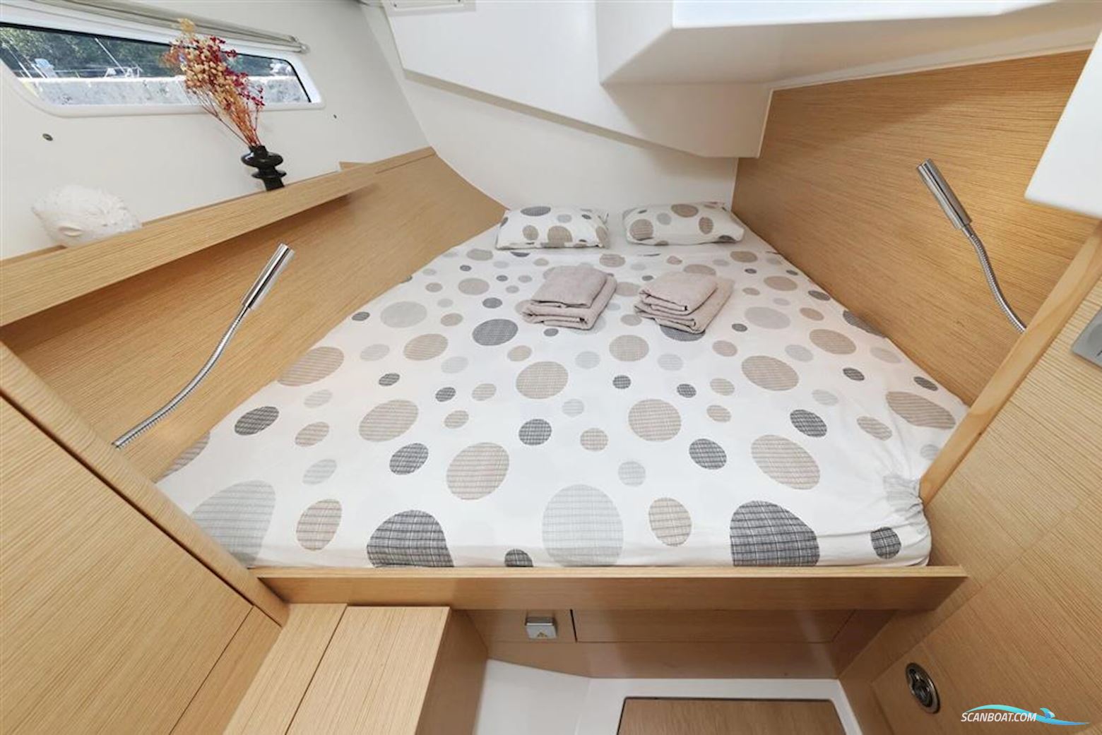 Hanse 410