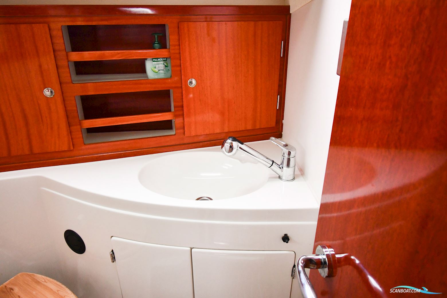 Hanse 411