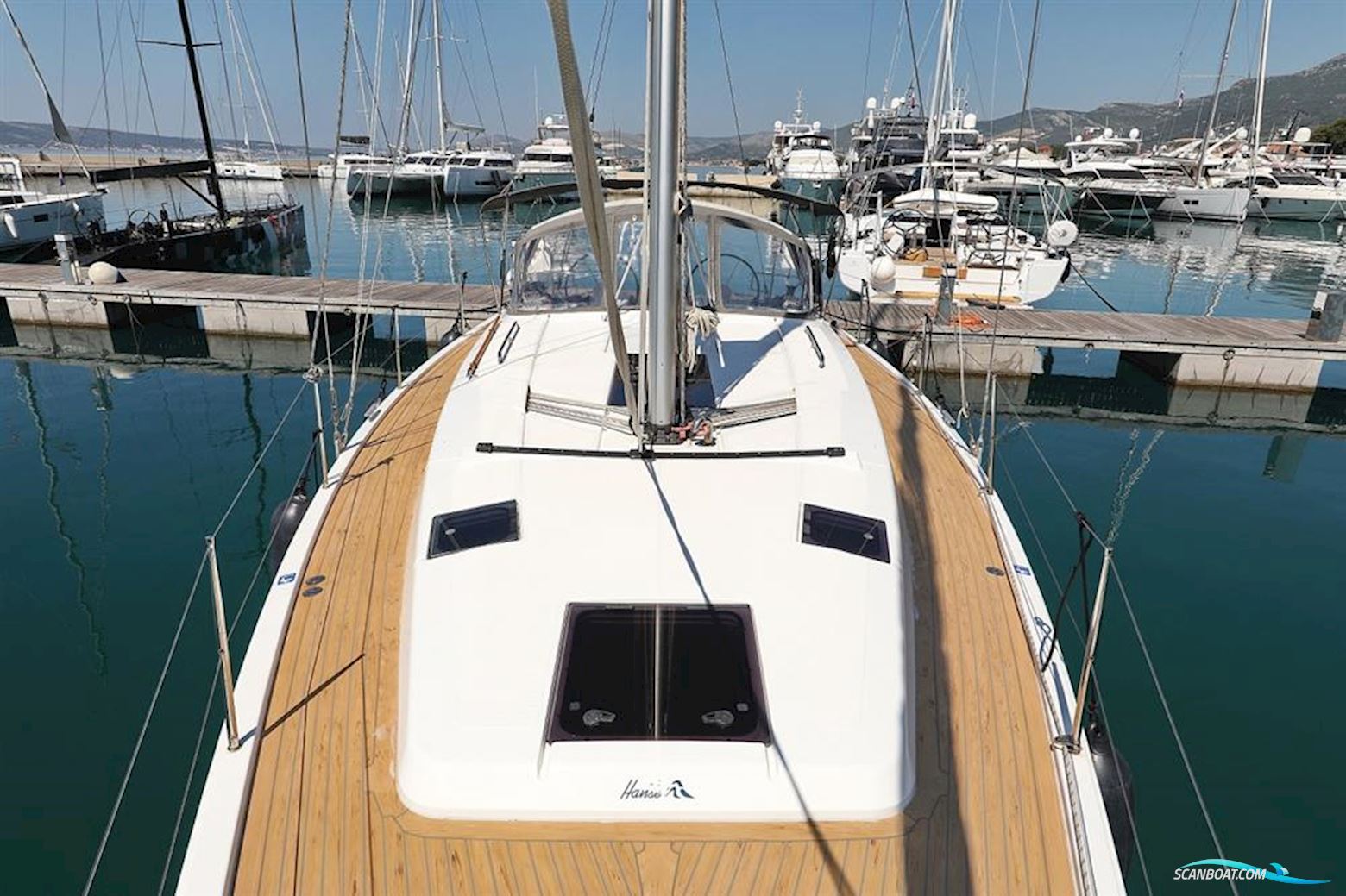 Hanse 415