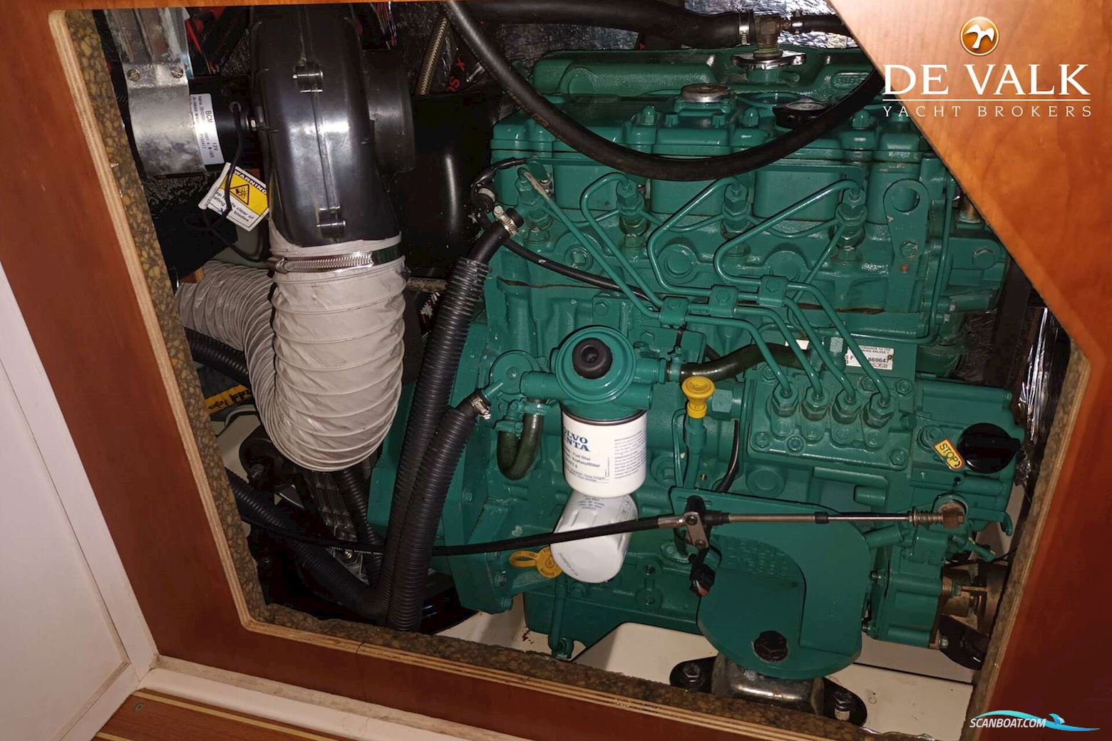 Hanse 415