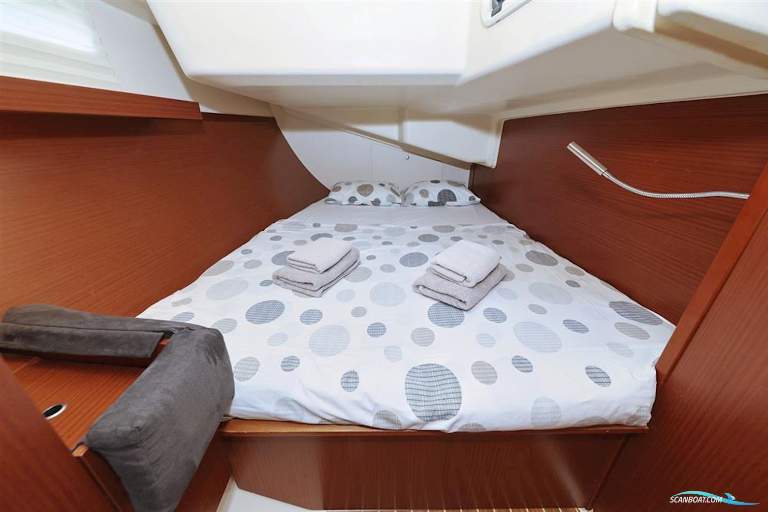 Hanse 415