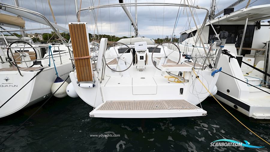 Hanse 418