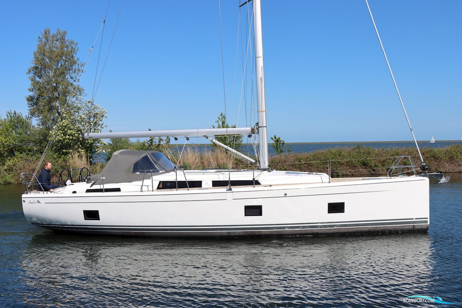 Hanse 418