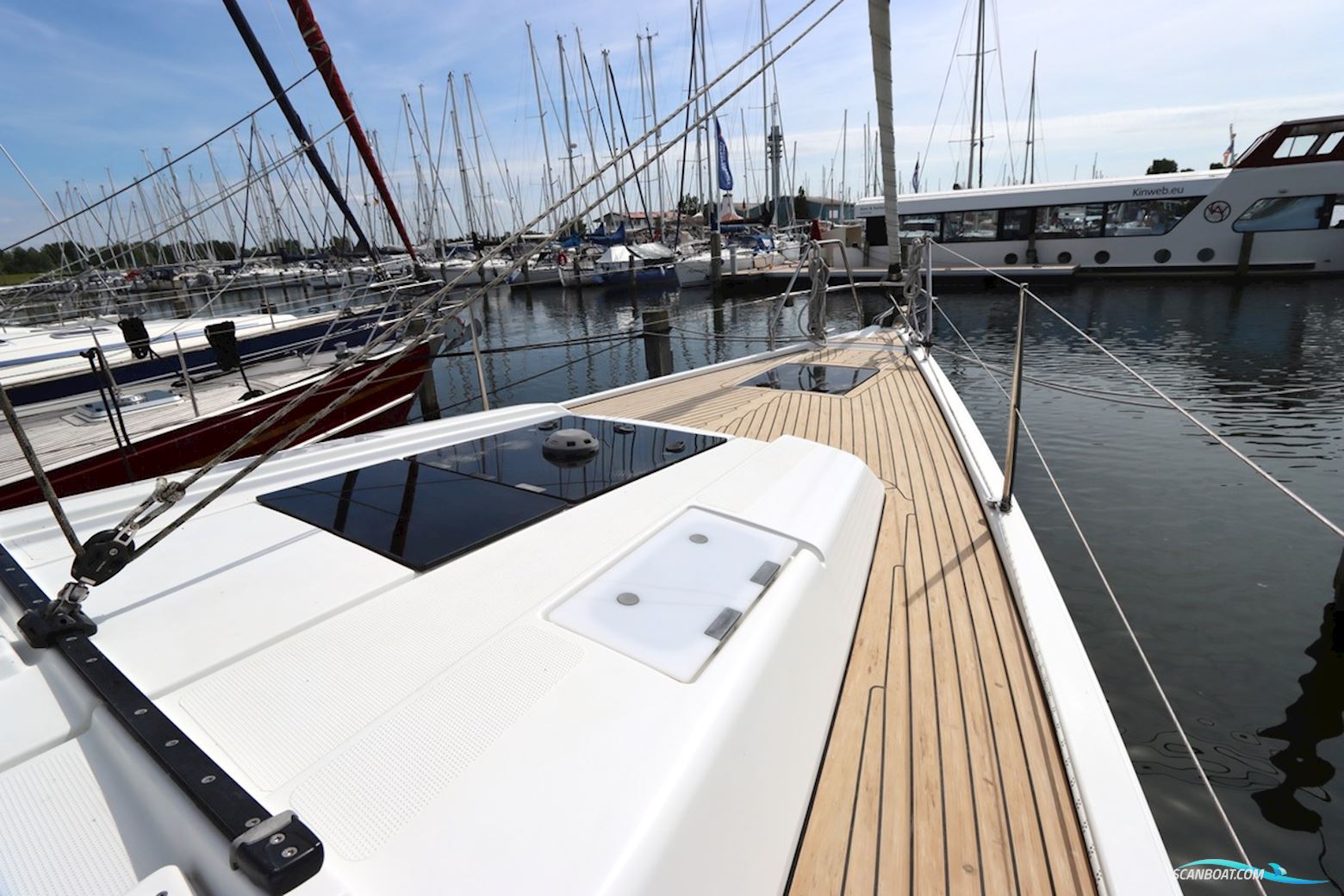 Hanse 418