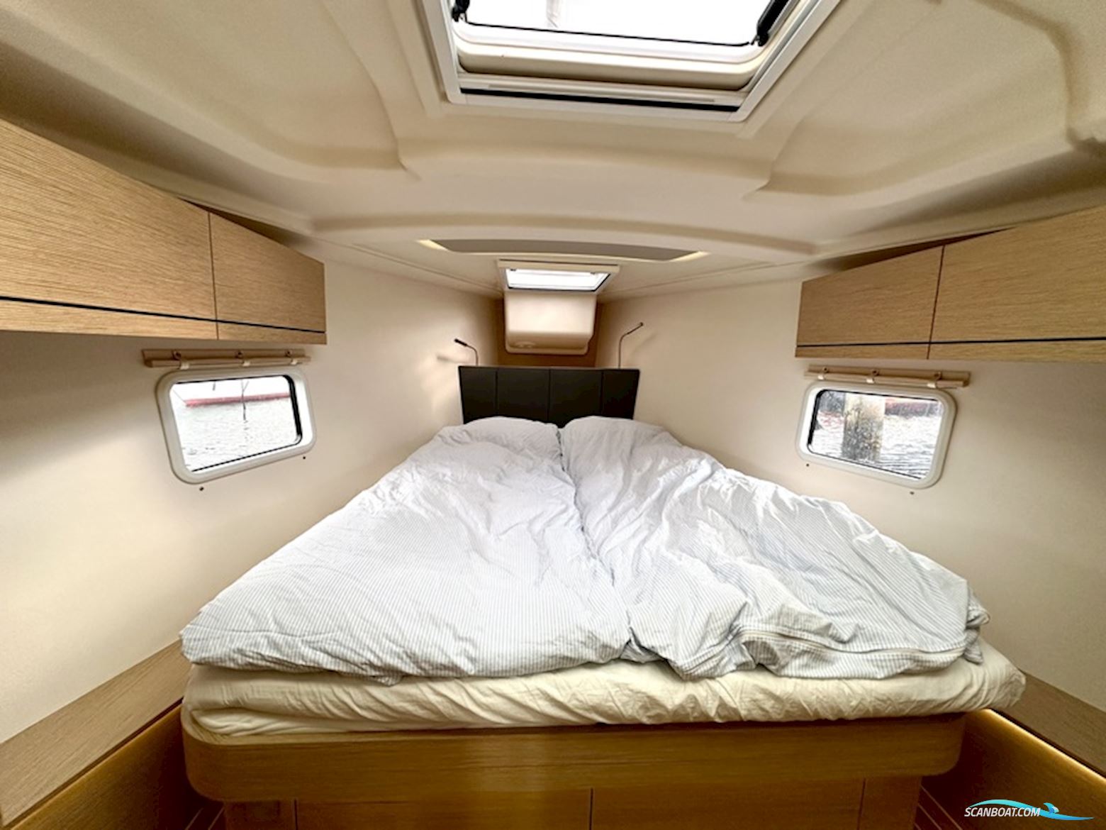 Hanse 418