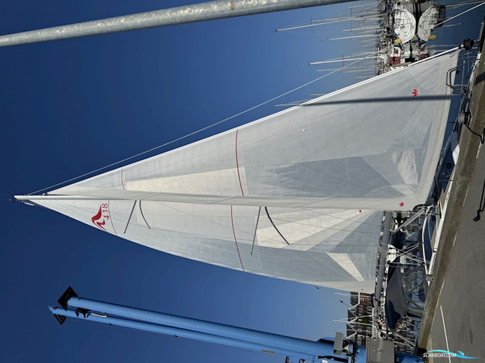 Hanse 418