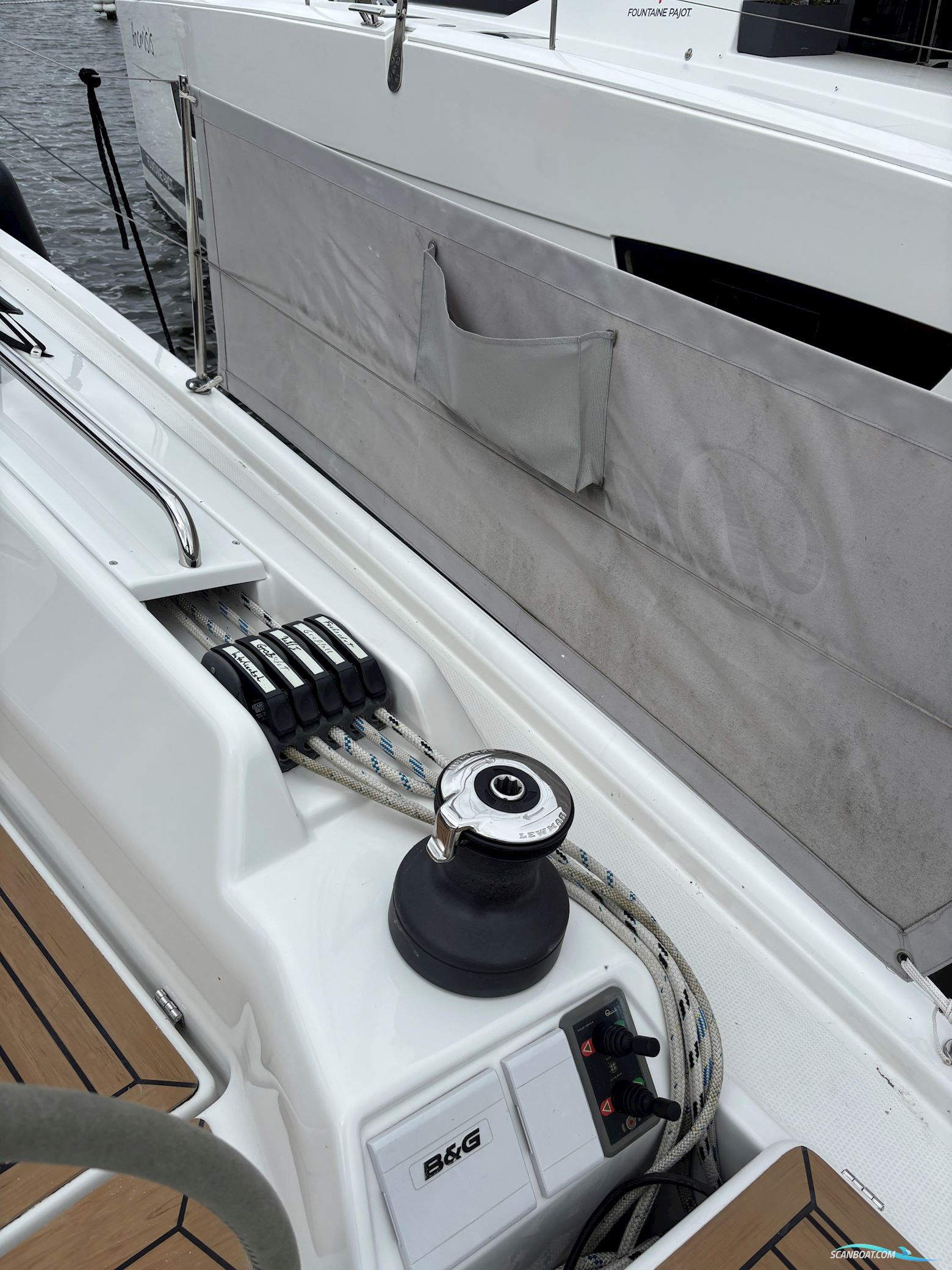 Hanse 418