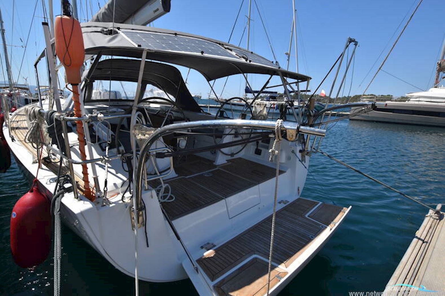 Hanse 445
