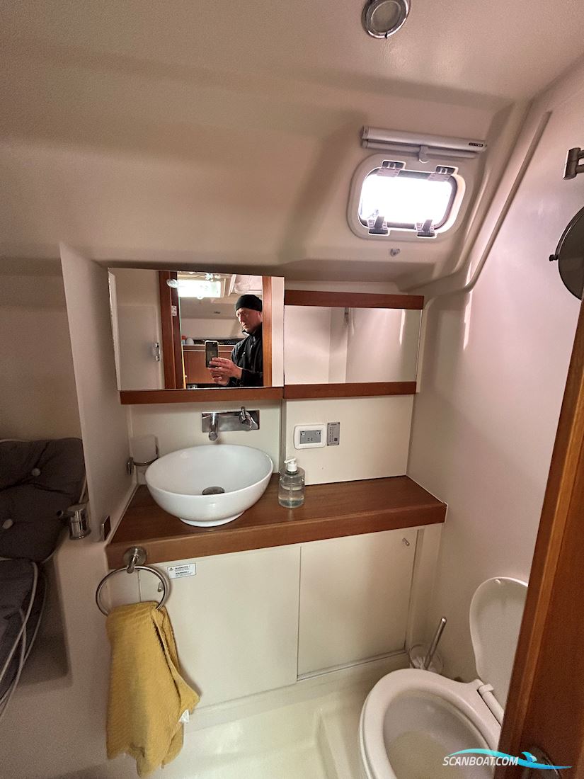 Hanse 445