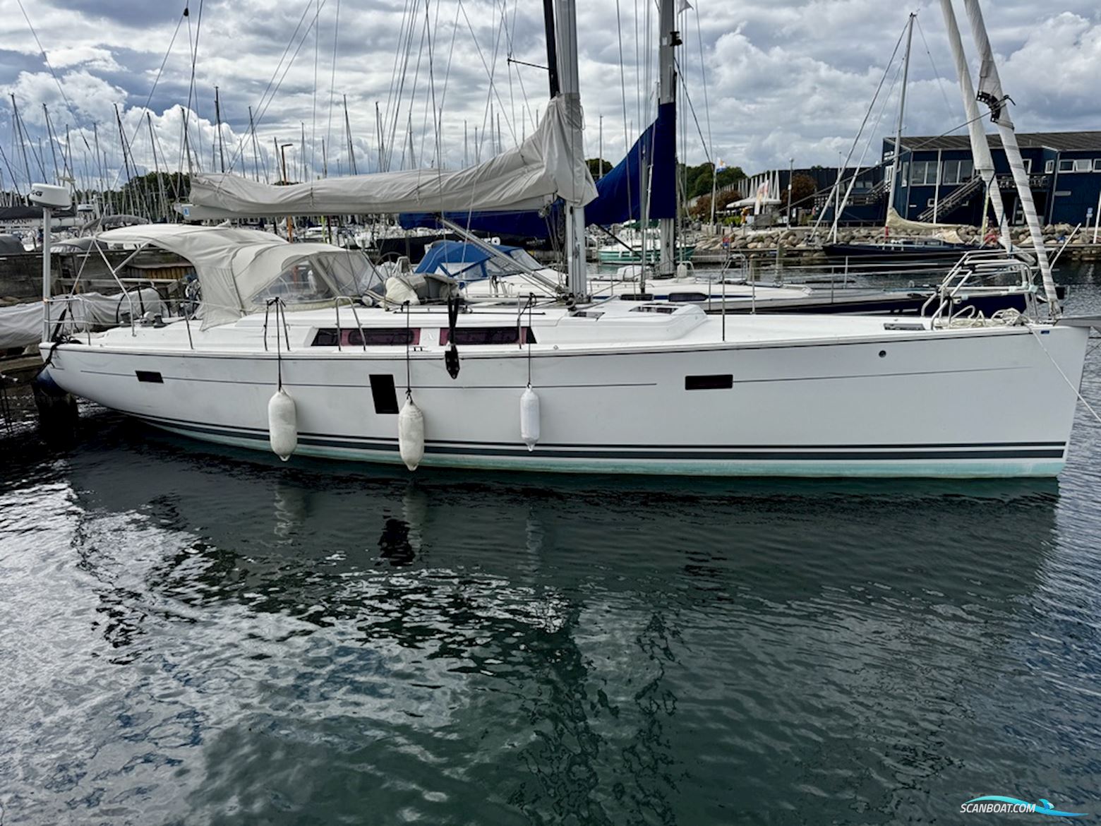 Hanse 445