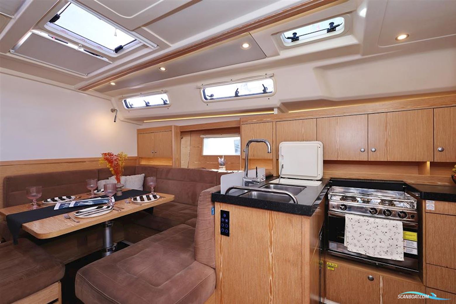 Hanse 455