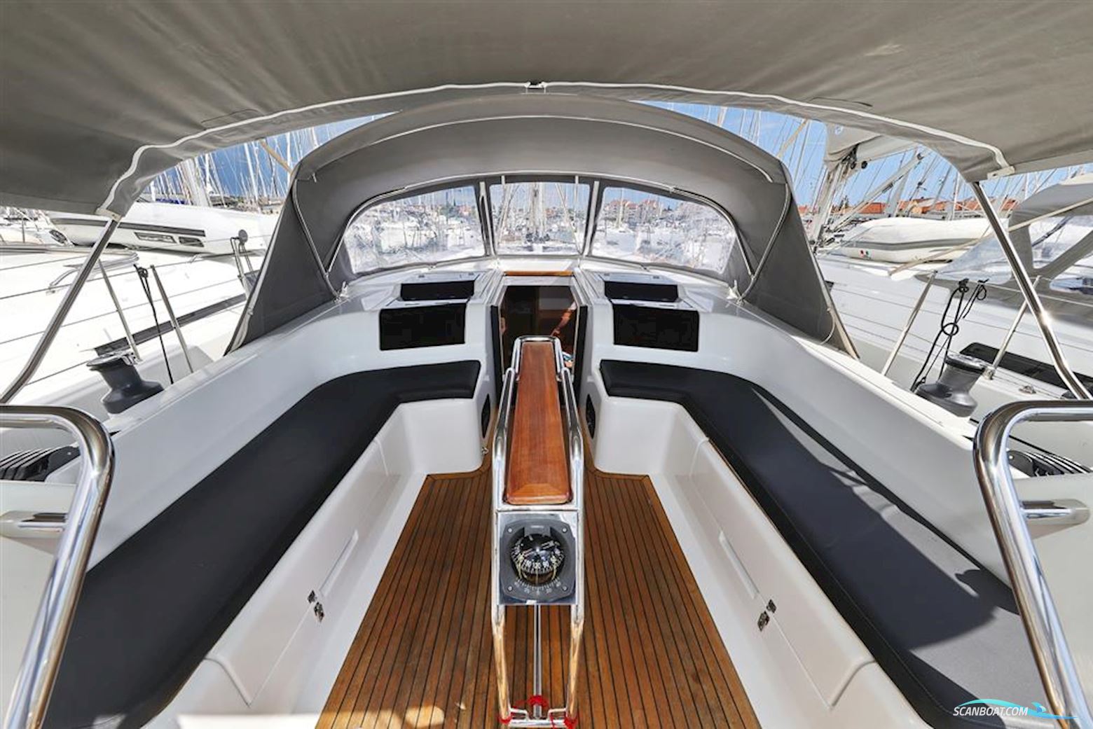 Hanse 455