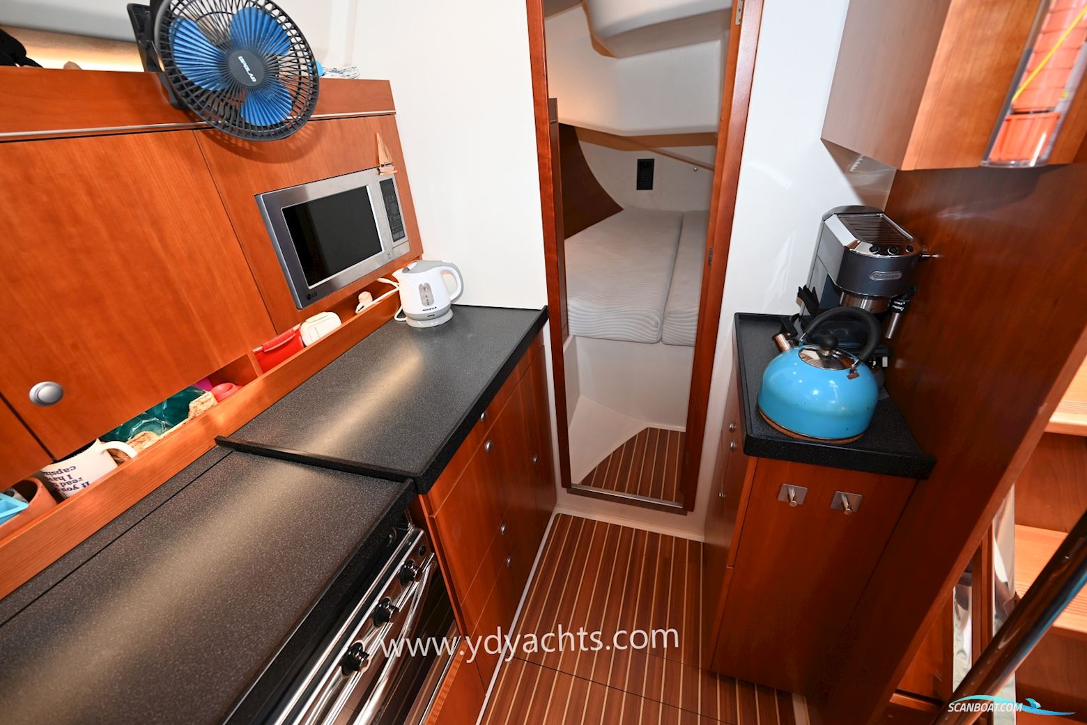 Hanse 455