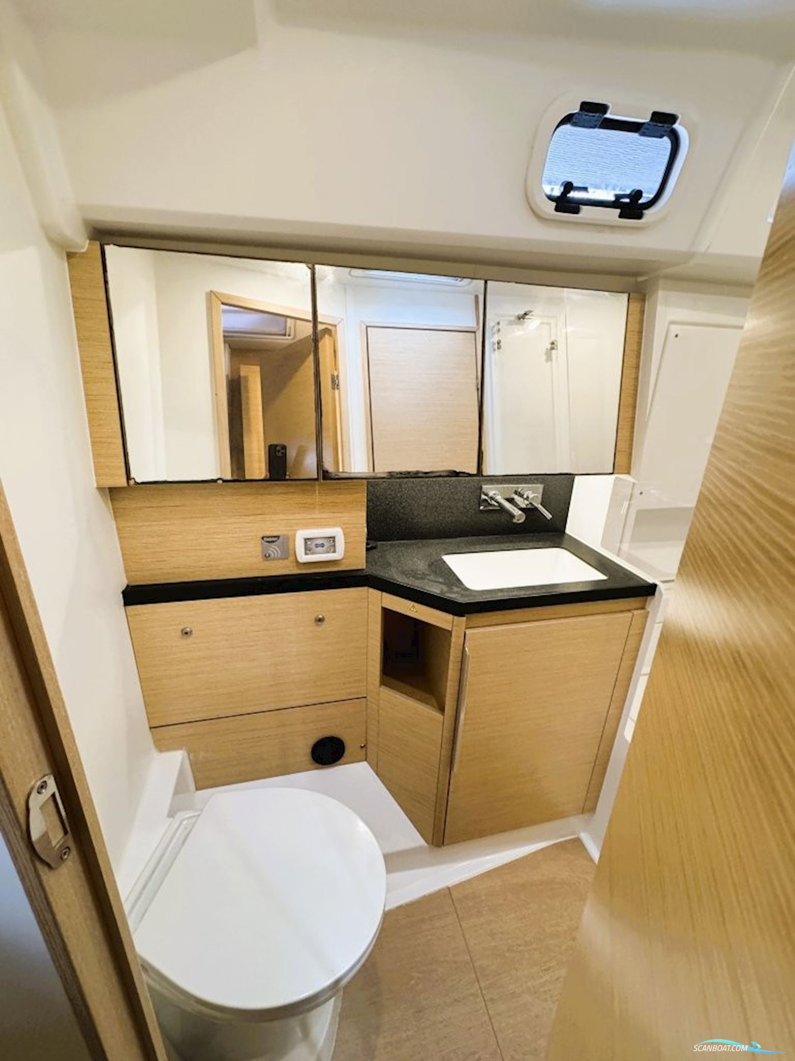 Hanse 460