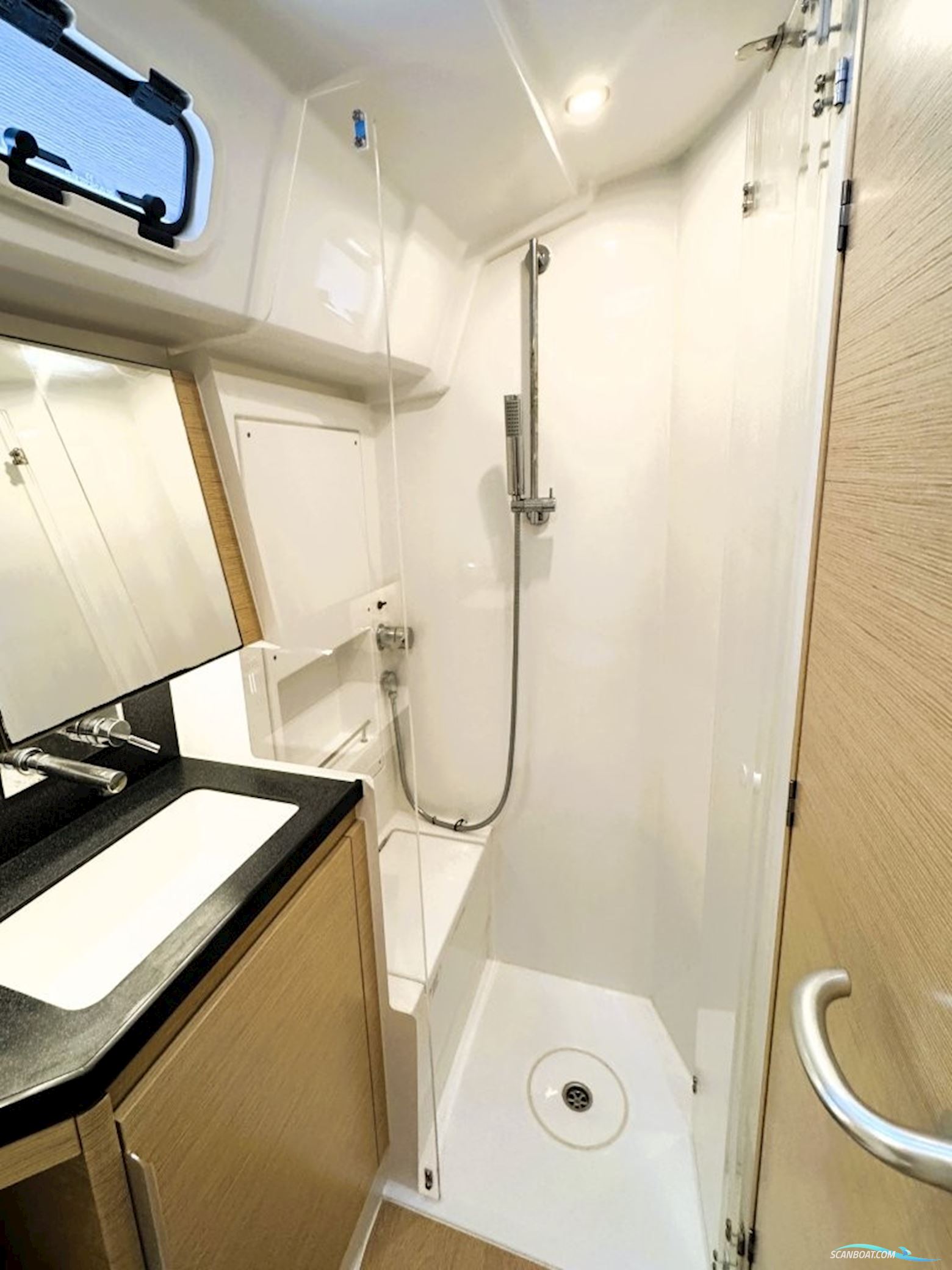 Hanse 460