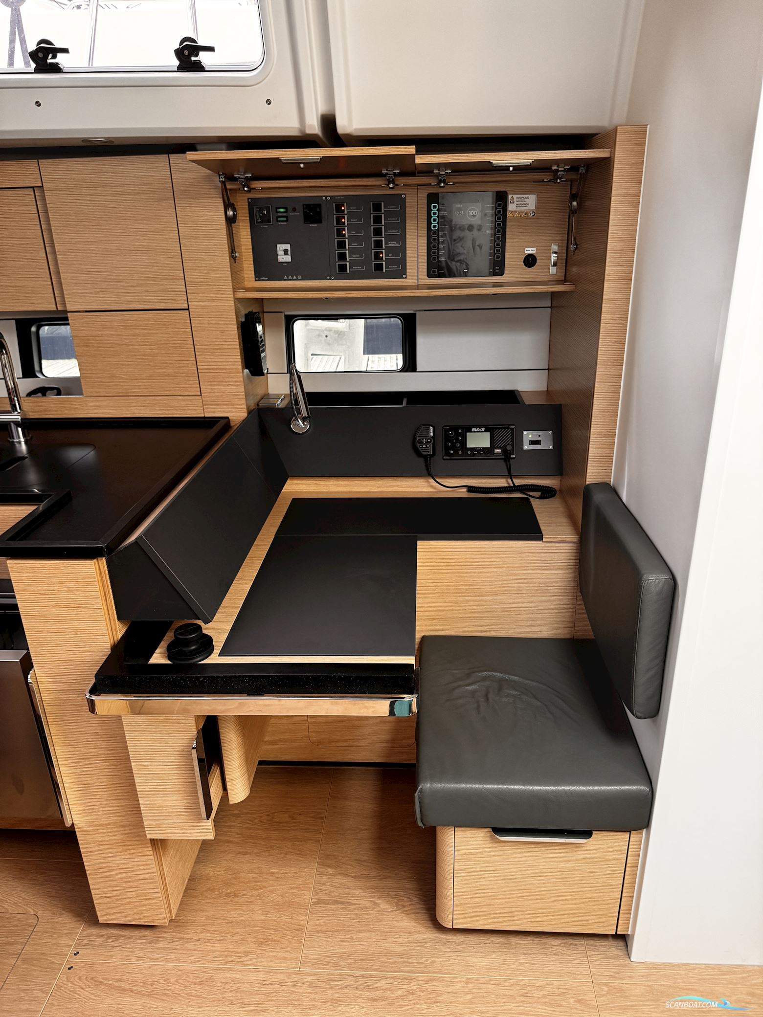 Hanse 460