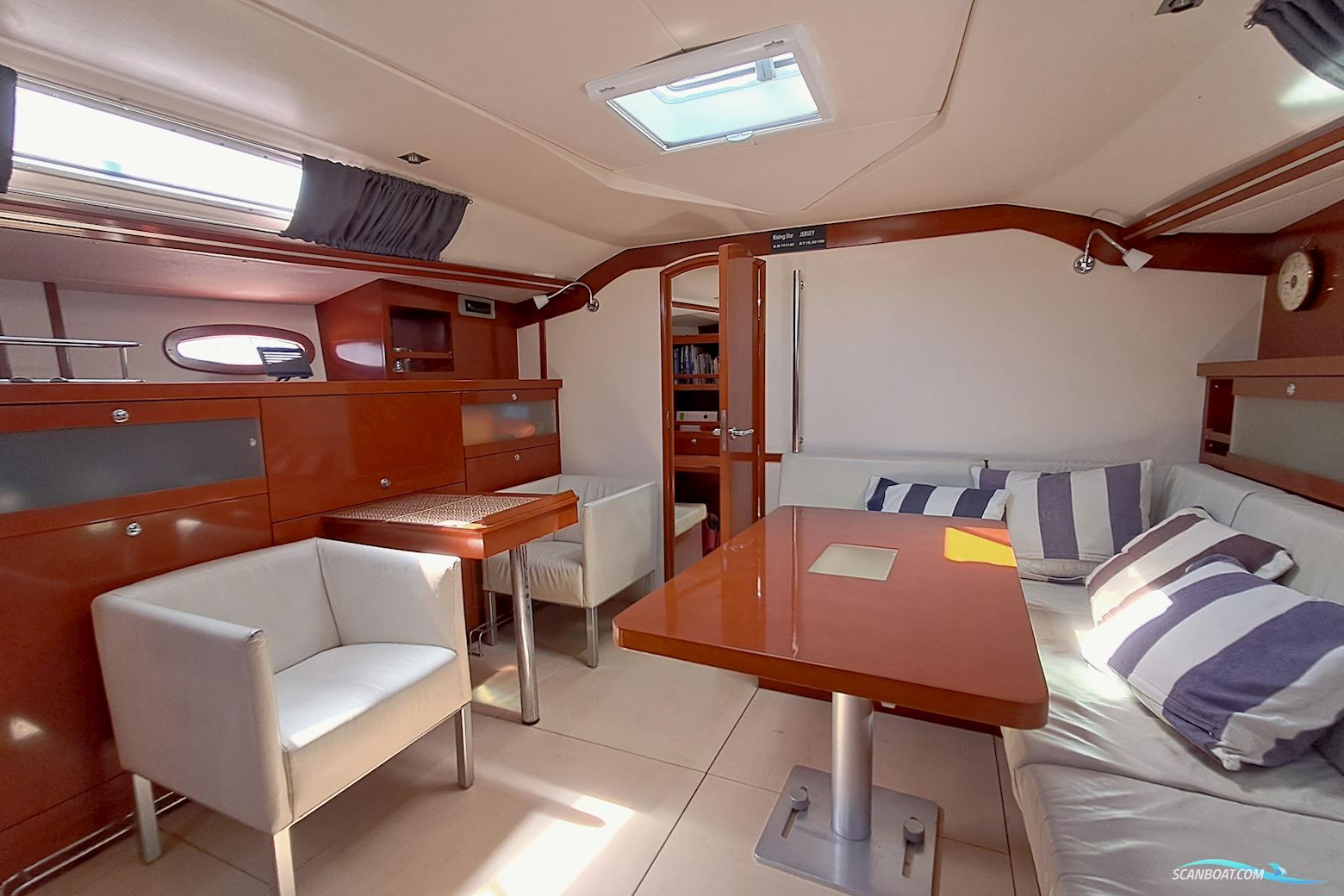 Hanse 461