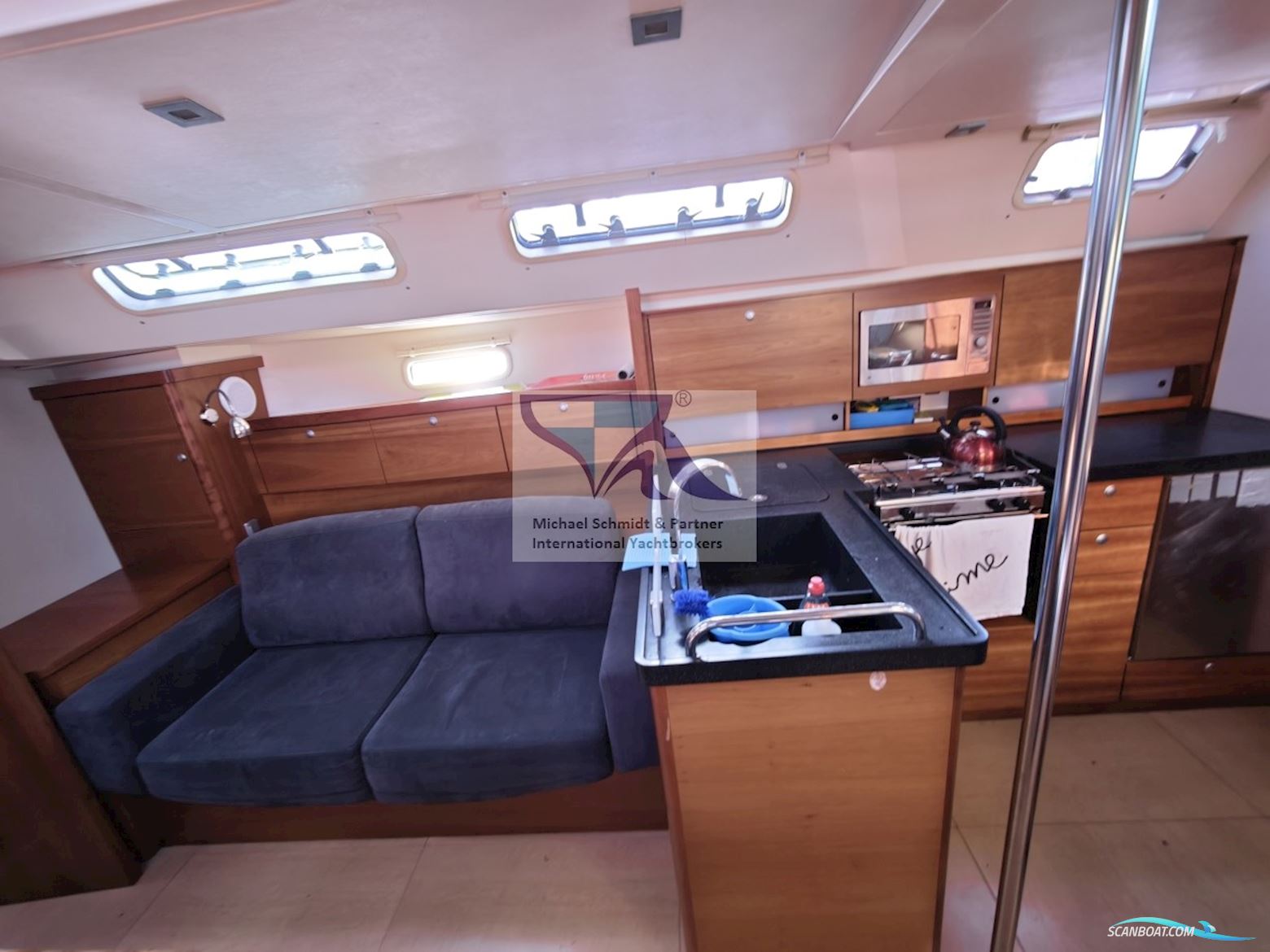 Hanse 470