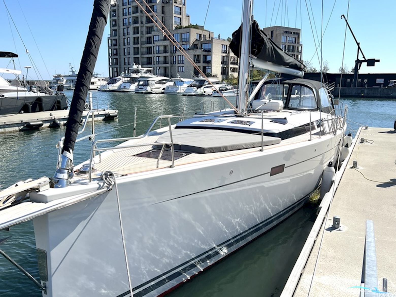 Hanse 495