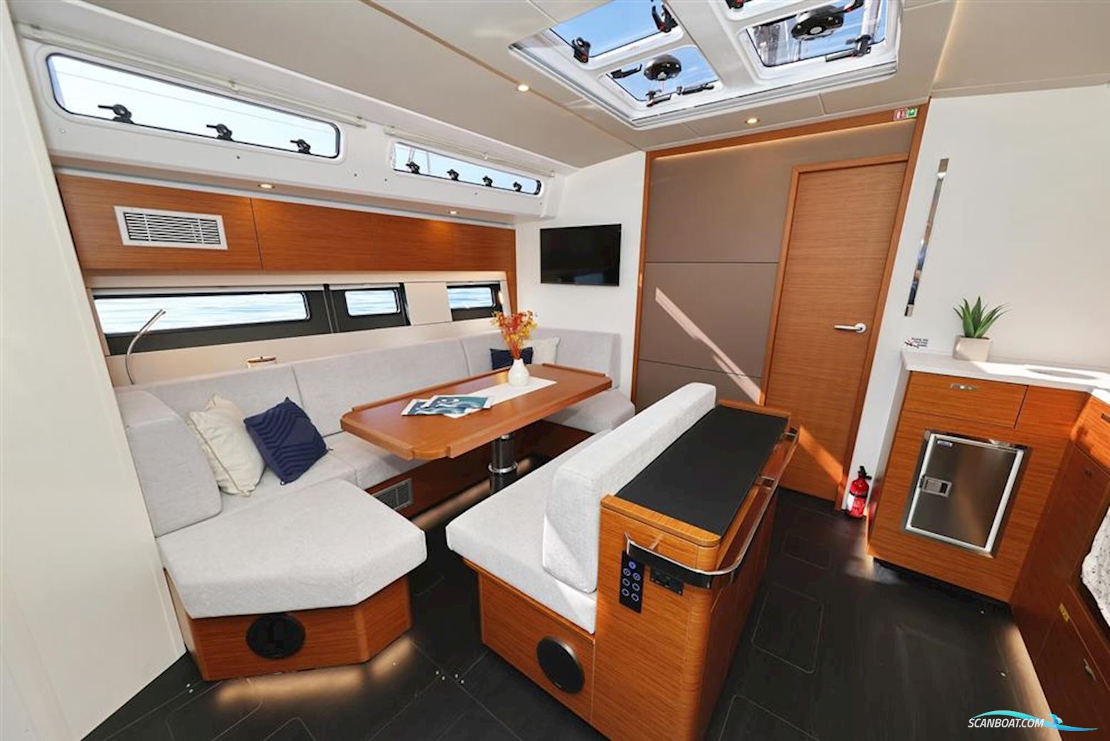 Hanse 510