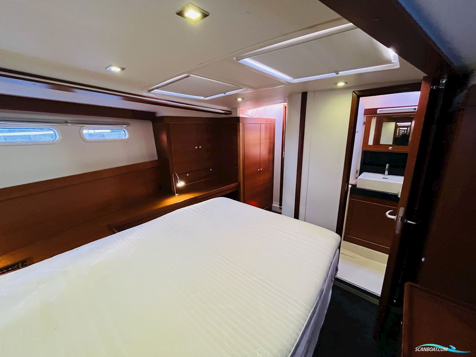 Hanse 545