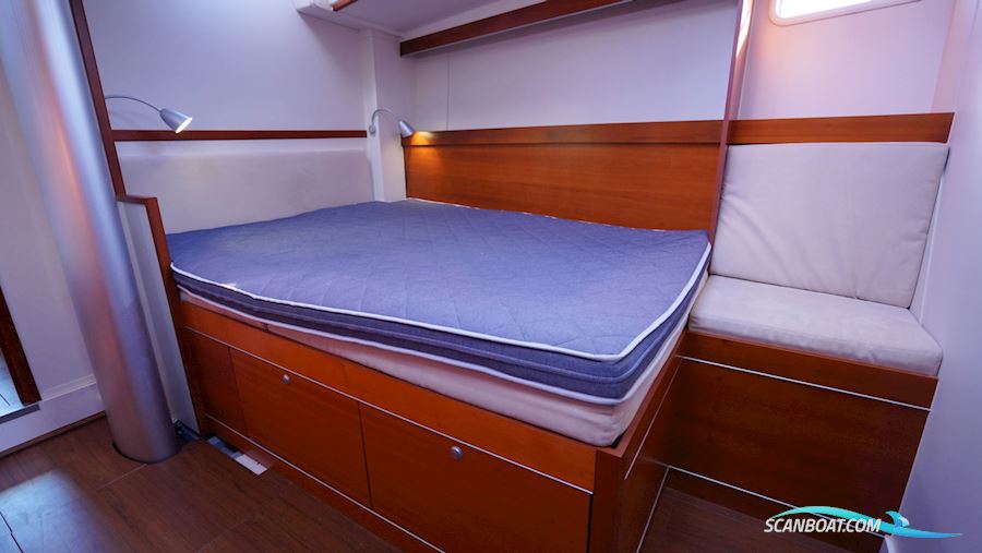 Hanse 545