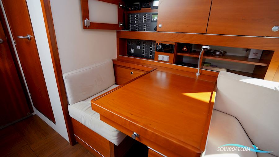 Hanse 545