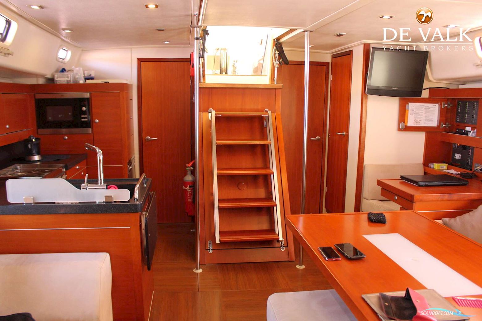 Hanse 545e