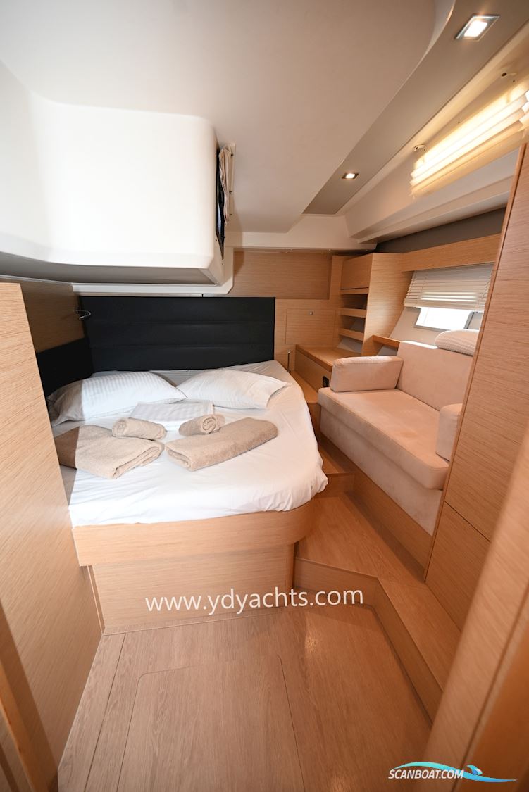 Hanse 548