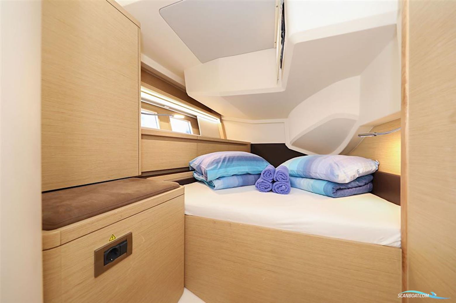 Hanse 588
