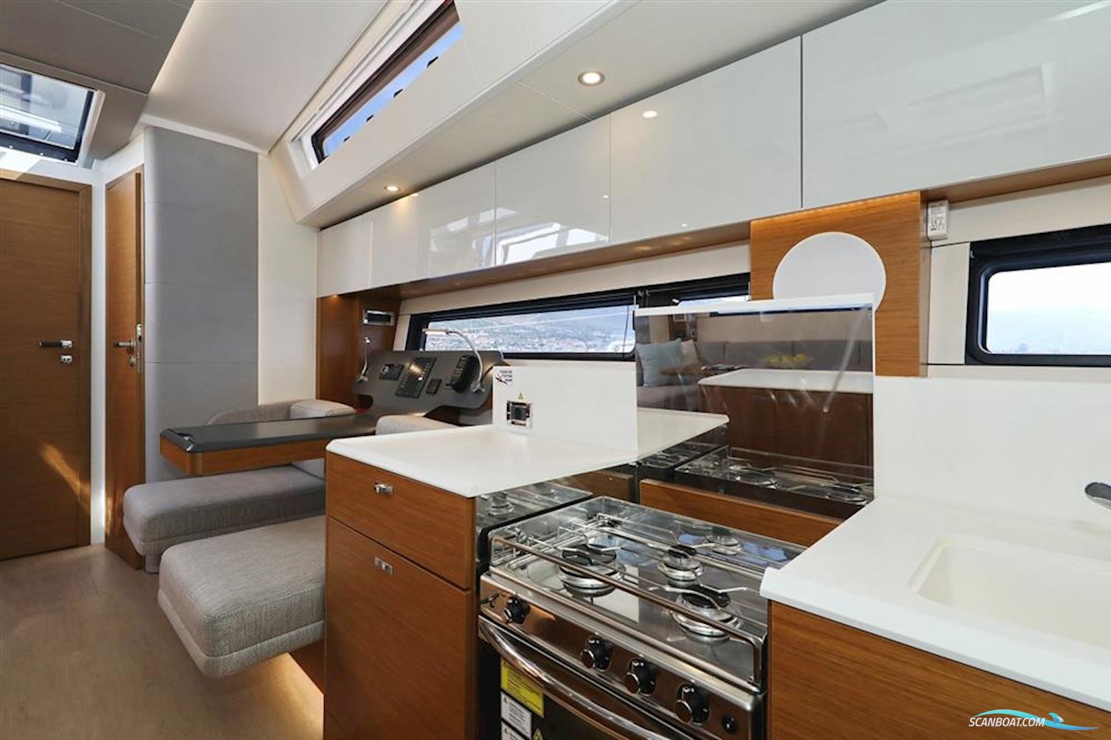 Hanse 590