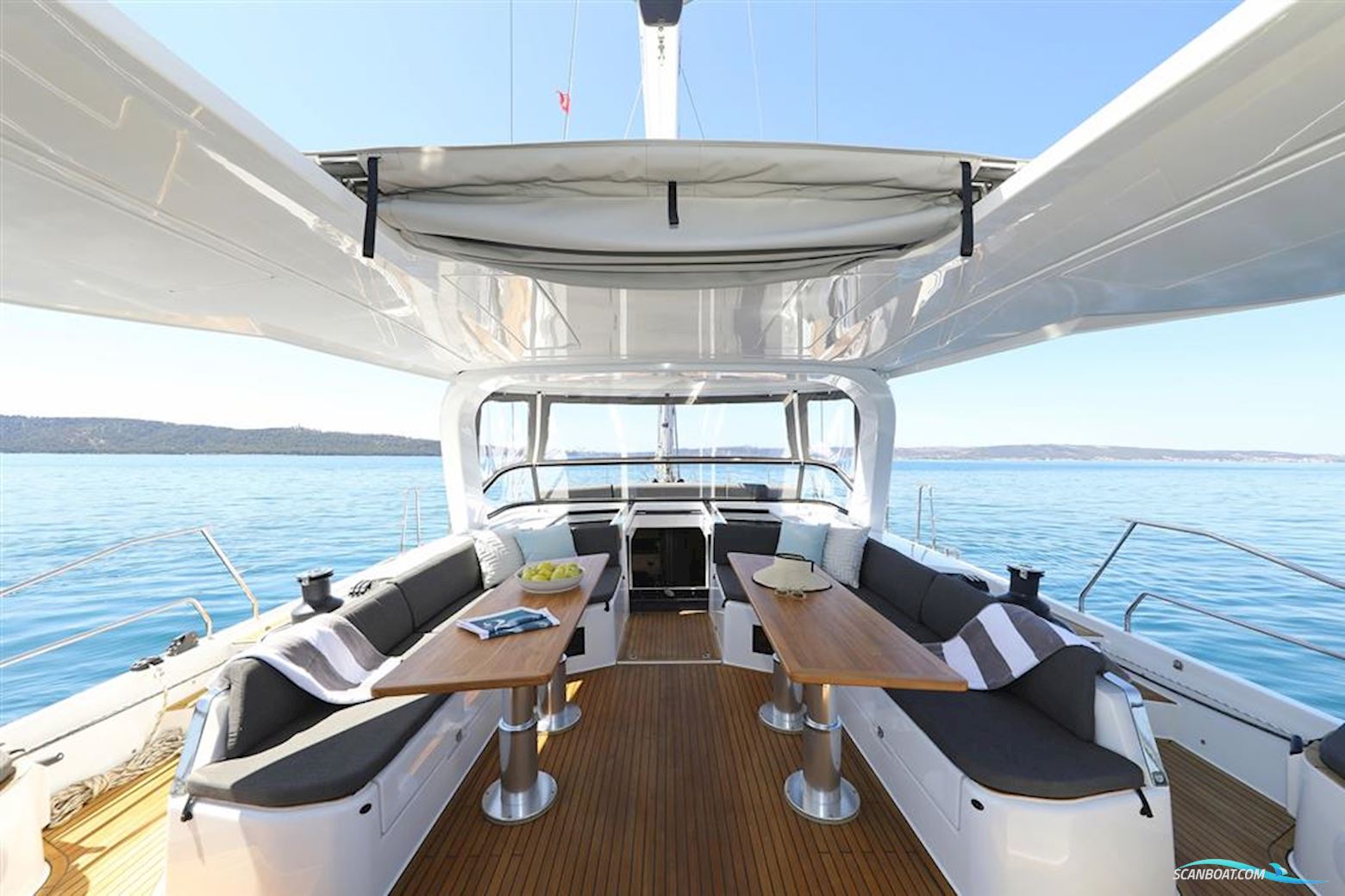 Hanse 590