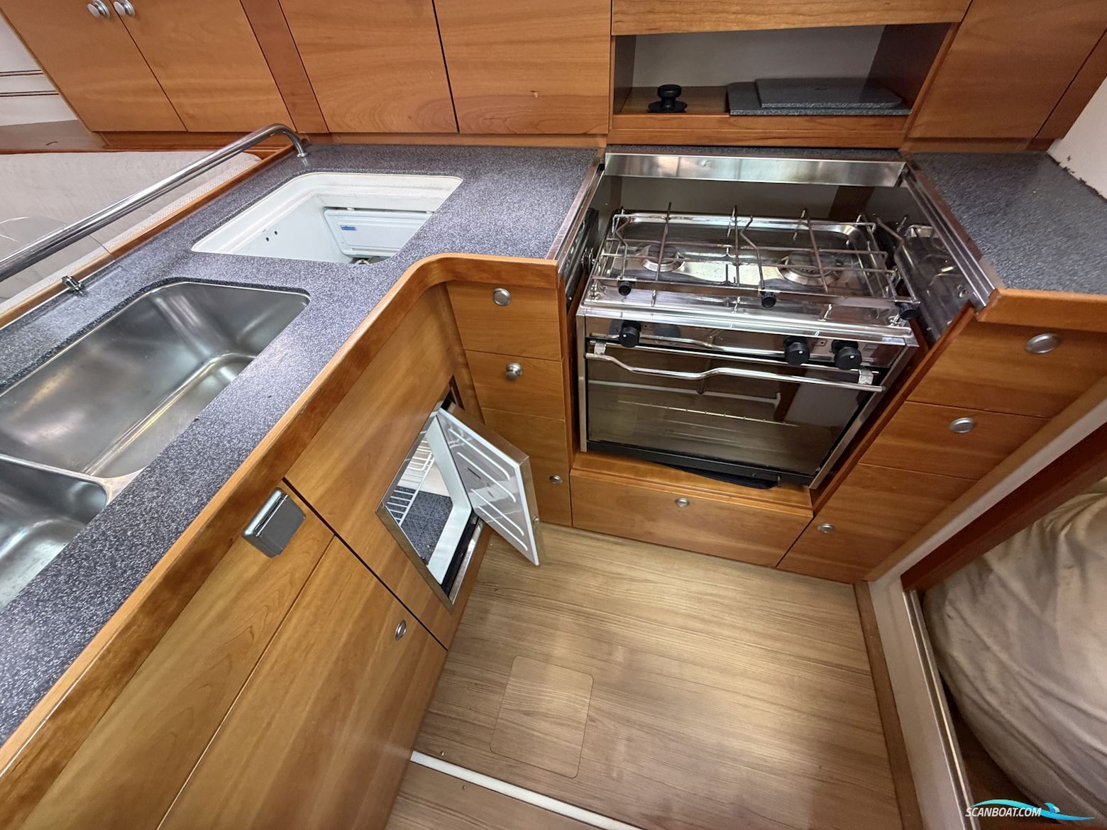 Hanse Hanse 370
