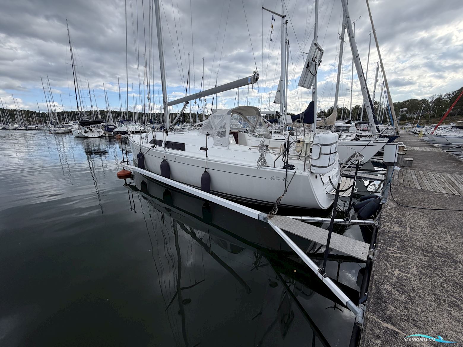 Hanse Hanse 370