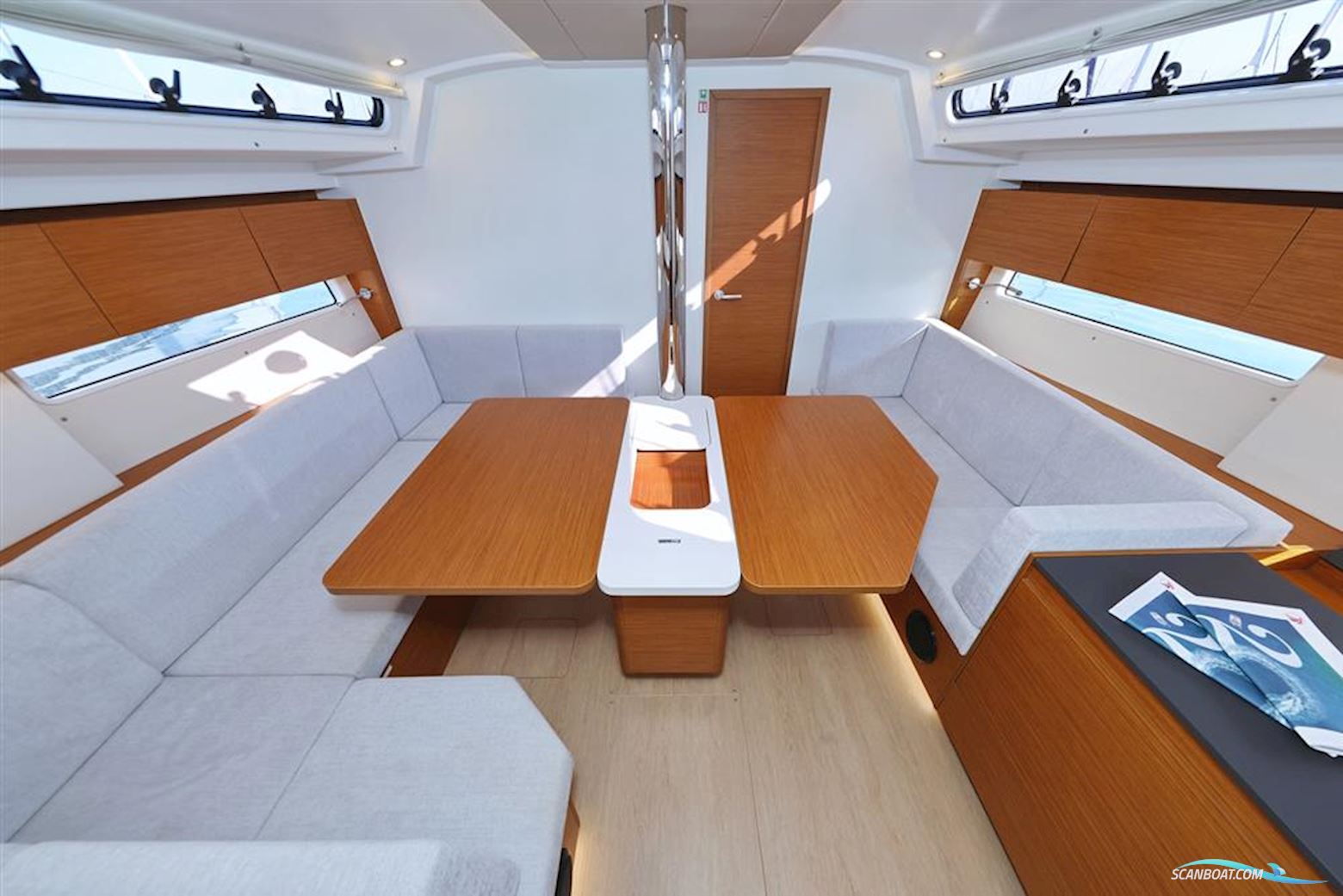 Hanse Yachts 410